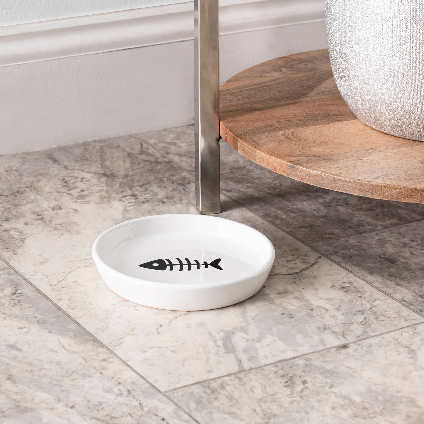 Oscar Classic Round Cat Dish
