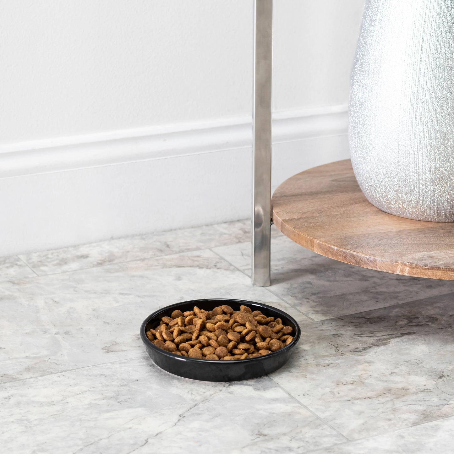 Oscar Classic Round Cat Dish